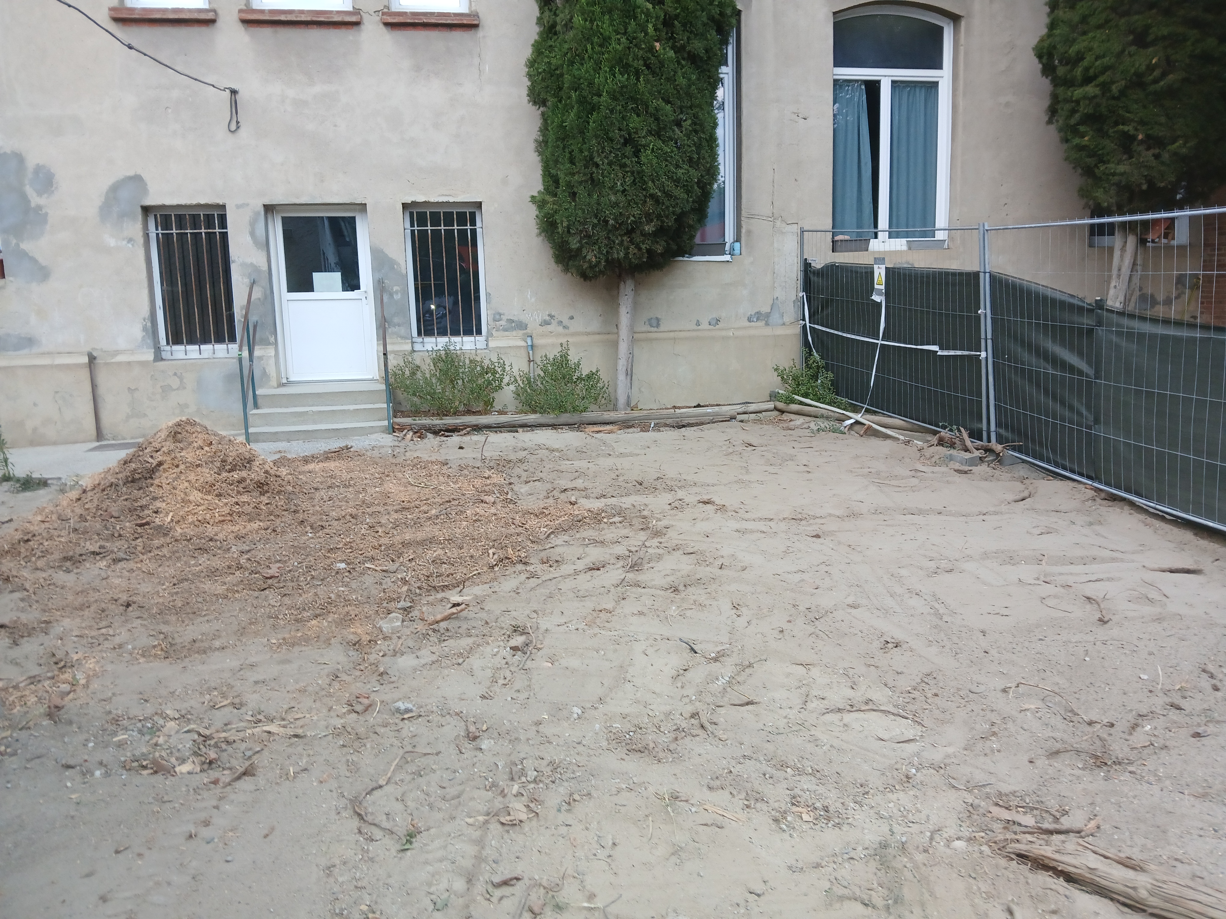 Finitions après dessouchage